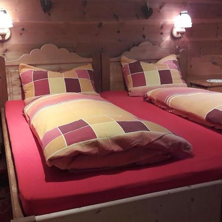 B&B Haus Im Sand Davos Exterior foto
